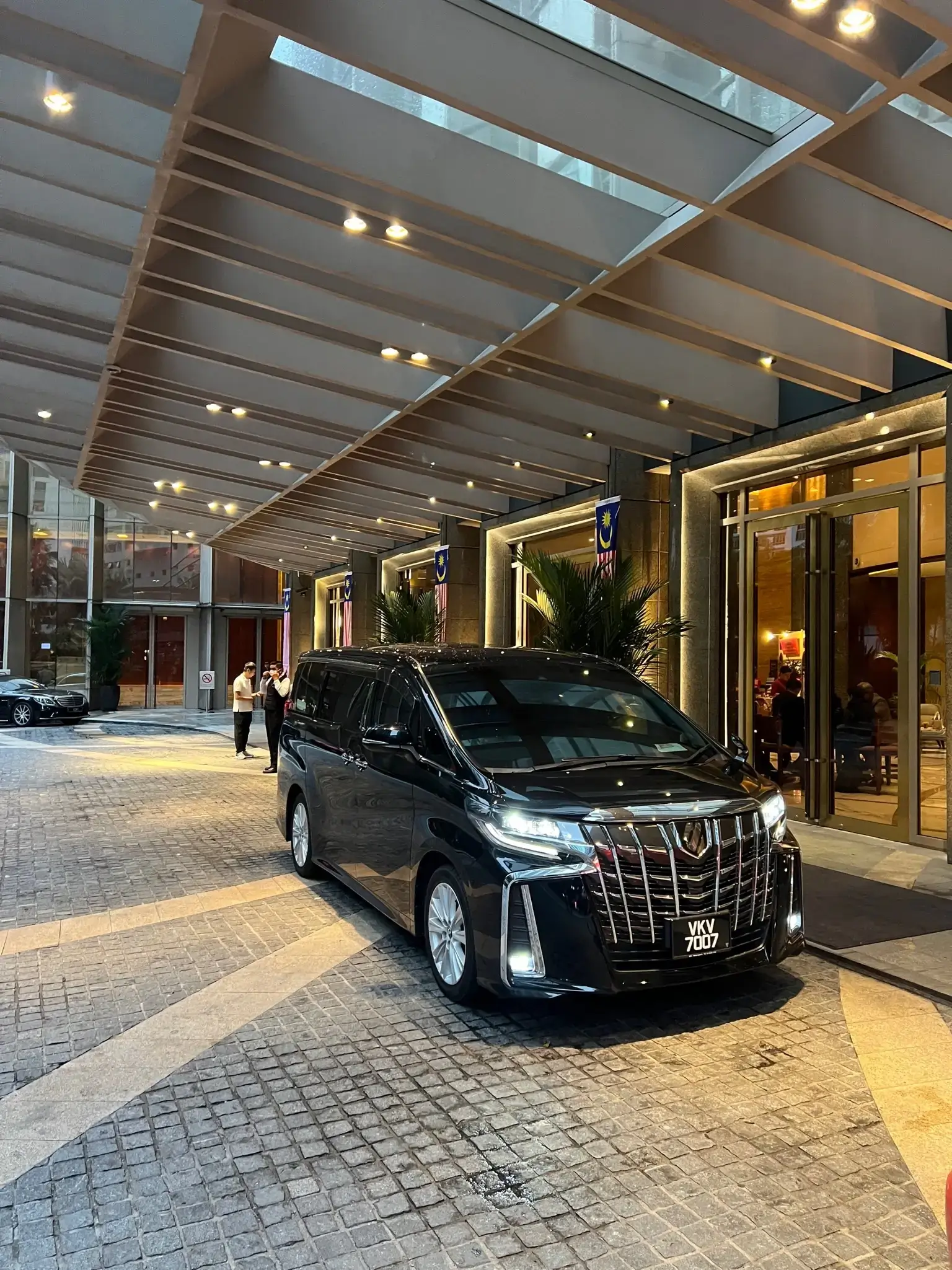 Alphard Front View - Hotel Transfer
